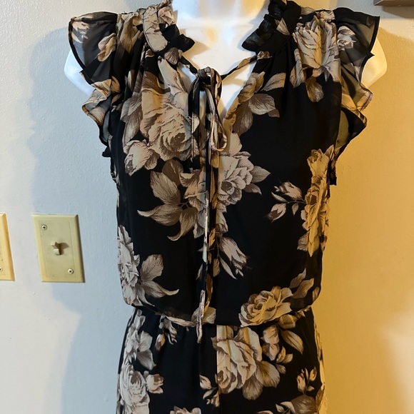 Jumpsuit - Picture 4 of 6